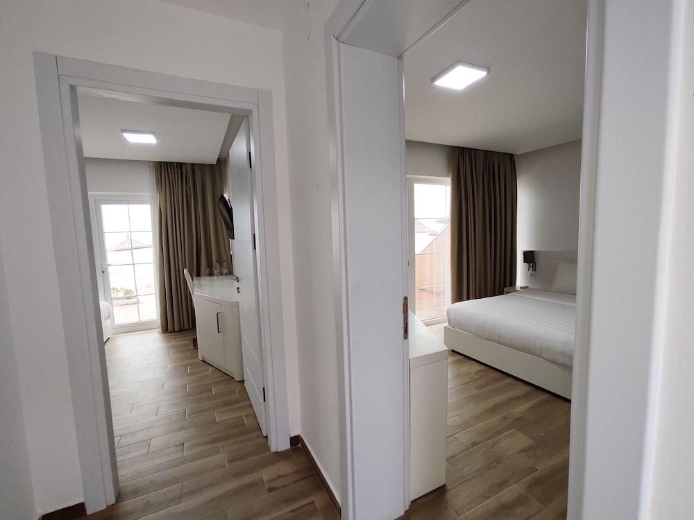 Prestige Resort Durres Qerret Extérieur photo